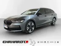 Neu Skoda Superb SportLine 142 PS (104 kW) 2026 Grau Kombi