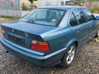 Gebraucht BMW 320 150 PS (110 kW) 1997 Blau Limousine