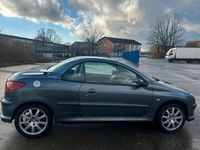 gebraucht Peugeot 206 CC 