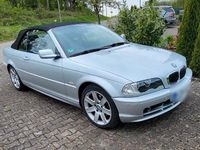 Gebraucht BMW 320 170 PS (125 kW) 2002 Silber Cabrio