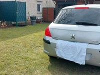 Gebraucht Peugeot 308 Active 120 PS (88 kW) 2011 Silber Limousine