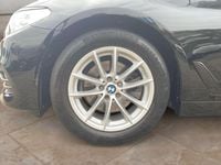Gebraucht BMW 520 190 PS (139 kW) 2018 Schwarz uni Limousine