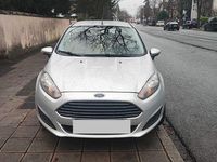 Gebraucht Ford Fiesta 82 PS (60 kW) 2014 Silber Kleinwagen
