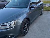 Używany VW Jetta 140 KM (102 kW) 2011 Szary Sedan/Limuzyna