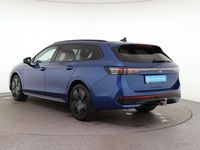 Gebraucht VW Passat Style 177 PS (130 kW) 2024 Reef blue metallic Kombi