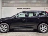 Gebraucht Volvo XC60 150 PS (110 kW) 2016 Onyx black / metallic SUV