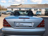 Gebraucht Mercedes SLK230 197 PS (144 kW) 2002 Silbermet. Cabrio