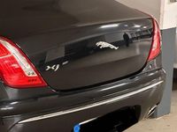 Gebraucht Jaguar XJ Luxury 275 PS (202 kW) 2011 Beige Limousine