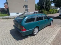 Gebraucht Mercedes C180 122 PS (89 kW) 1998 Grün Kombi