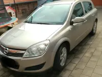 Gebraucht Opel Astra 116 PS (85 kW) 2009 Silber Limousine