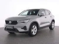 Gebraucht Volvo XC40 Core 163 PS (119 kW) 2024 Grau vapour grey / metallic SUV
