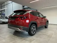 Neu Hyundai Tucson Select 150 PS (110 kW) 2026 Rot SUV