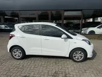 Gebraucht Hyundai i10 67 PS (49 kW) 2019 Weiß Kleinwagen