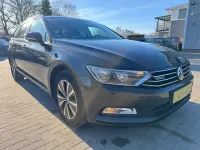 Gebraucht VW Passat Trendline 150 PS (110 kW) 2017 Schwarz Kombi