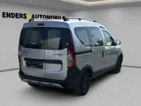 Gebraucht Dacia Dokker Stepway 131 PS (96 kW) 2021 Highlandgrau Van / Kleinbus