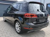 Gebraucht VW Golf Sportsvan 131 PS (96 kW) 2018 Schwarz Van / Kleinbus