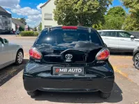Gebraucht Toyota Aygo 68 PS (50 kW) 2012 Schwarz Kleinwagen