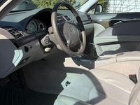 Gebraucht Mercedes E270 Avantgarde 177 PS (130 kW) 2002 Blau Limousine