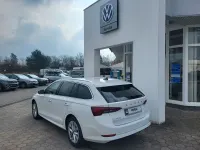 Gebraucht Skoda Octavia Style 116 PS (85 kW) 2023 Weiß Kombi