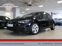 Gebraucht VW Golf VIII Life 131 PS (96 kW) 2023 Schwarz Limousine