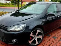 Gebraucht VW Golf VI Highline 105 PS (77 kW) 2010 Schwarz Kleinwagen
