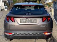 Gebraucht Hyundai Tucson 150 PS (110 kW) 2022 Silky bronce metallic SUV