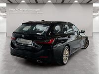Gebraucht BMW 318 156 PS (114 kW) 2023 Schwarz Kombi