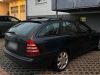 Gebraucht Mercedes C180 129 PS (94 kW) 2001 Blau Kombi