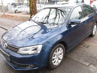 Gebraucht VW Jetta Comfortline 105 PS (77 kW) 2011 Blau Limousine