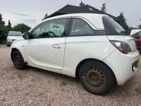 Gebraucht Opel Adam 70 PS (51 kW) 2013 Weiß Kleinwagen
