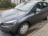 Gebraucht BMW 216 Advantage 116 PS (85 kW) 2020 Grau Kombi