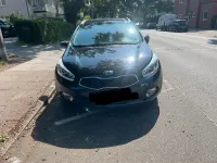 Używany Kia Ceed 135 KM (99 kW) 2015 Czarny Hatchback