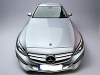 Gebraucht Mercedes C180 Avantgarde 122 PS (89 kW) 2019 Silber Limousine