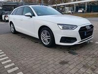 Gebraucht Audi A4 163 PS (119 kW) 2023 Weiß Kombi