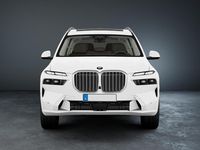 Neu BMW X7 381 PS (280 kW) 2025 Alpinweiß uni SUV