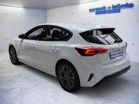 Gebraucht Ford Focus ST-Line 125 PS (91 kW) 2024 Hell weiß sonderlack Limousine