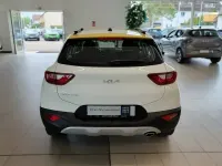 Gebraucht Kia Stonic Vision 101 PS (74 kW) 2022 Schneeweiß SUV