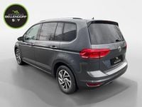 Second-hand VW Touran Sound 116 CP (85 kW) 2017 Gri Monovolum