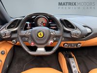 Second-hand Ferrari 488 669 CP (492 kW) 2018 Negru Cabrio