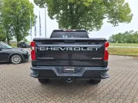 Gebraucht Chevrolet Silverado 426 PS (313 kW) 2022 Schwarz SUV