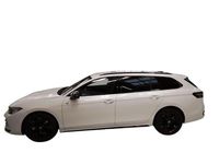 Gebraucht VW Passat R-line 193 PS (141 kW) 2025 Oryxweiß perlmutteffekt Kombi