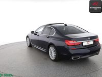 Gebraucht BMW 730 M Sport 265 PS (194 kW) 2018 Carbonschwarz Limousine
