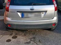 Gebraucht Ford Fiesta 60 PS (44 kW) 2005 Silber Kleinwagen