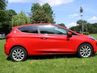 Gebraucht Ford Fiesta Titanium 86 PS (63 kW) 2018 Rot Kleinwagen