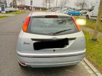 Käytetty Ford Focus 101 HP (74 kW) 2003 Harmaa Sedan