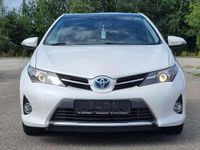 Gebraucht Toyota Auris Hybrid Lounge 99 PS (72 kW) 2016 Weiß Kombi
