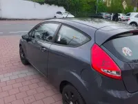 Gebraucht Ford Fiesta 60 PS (44 kW) 2011 Grau Kleinwagen