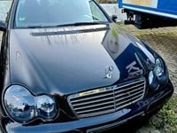 Gebraucht Mercedes C180 Classic 143 PS (105 kW) 2004 Schwarz Limousine