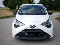 Gebraucht Toyota Aygo 72 PS (52 kW) 2021 Weiß Kleinwagen