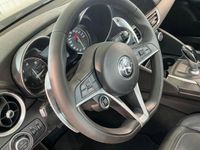 Gebraucht Alfa Romeo Giulia Super 179 PS (131 kW) 2016 Grau Limousine